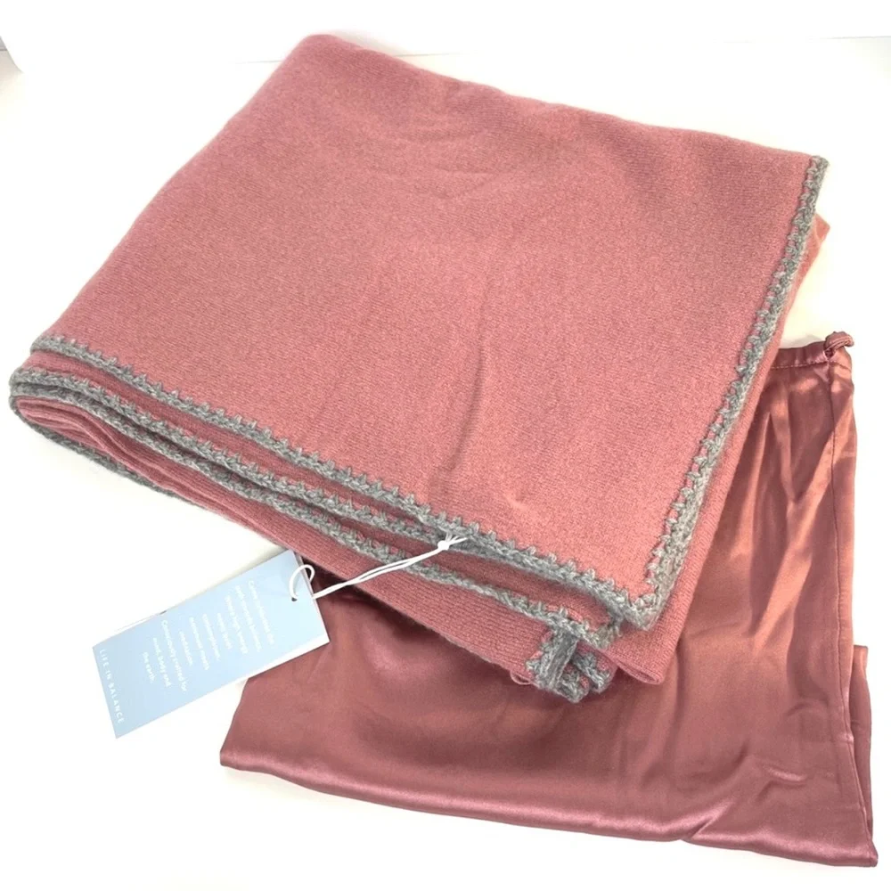 JOHNNY WAS Calme NEW 100% Cashmere Whipstitch Throw Blanket W Dust Bag Rose Pink